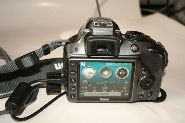 Preview: Nikon D3300 SLR-Digitalkamera Kit AF-P 18-55 VR anthrazit