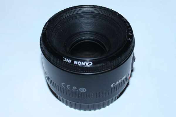 Canon EF 50mm f/1.8 Objektiv II